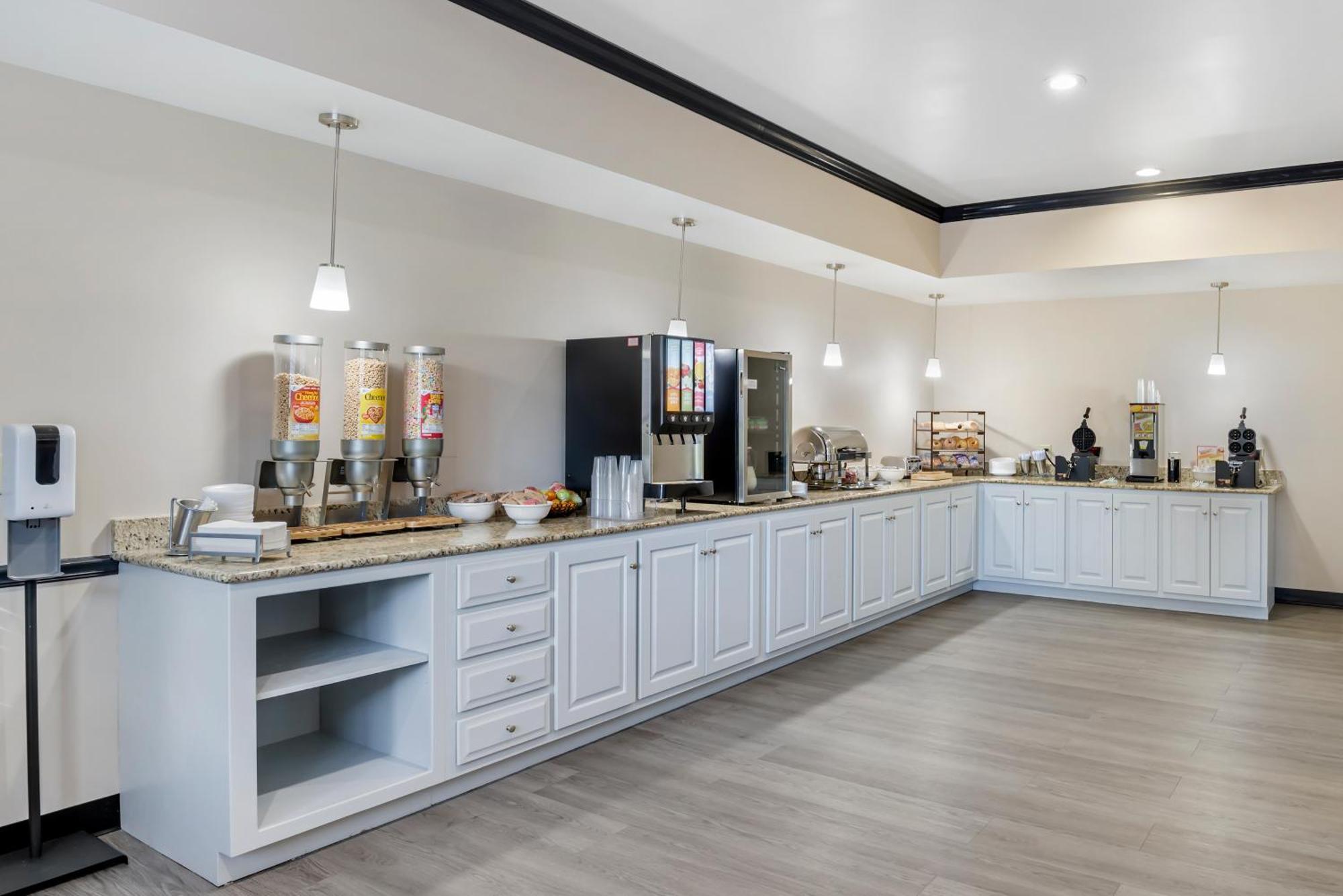 Country Inn & Suites By Radisson, Ashland - Hanover, Va Экстерьер фото