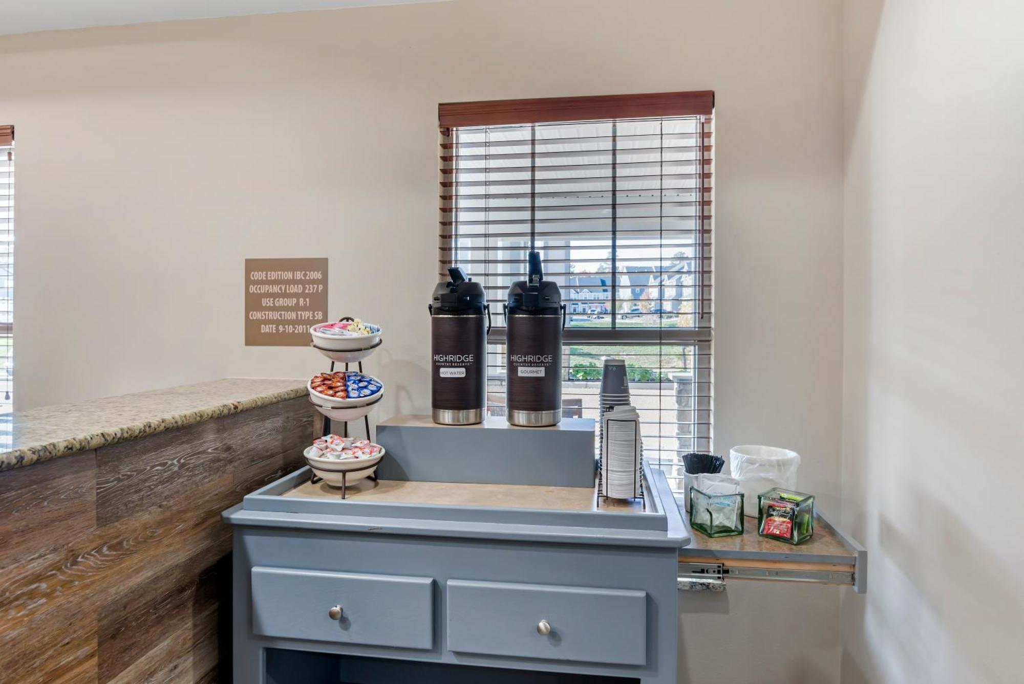 Country Inn & Suites By Radisson, Ashland - Hanover, Va Экстерьер фото
